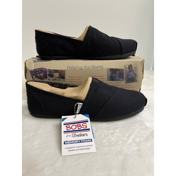 New Women's BOBS Peace and Love  Slip On Size 8 - Picture 2 of 5